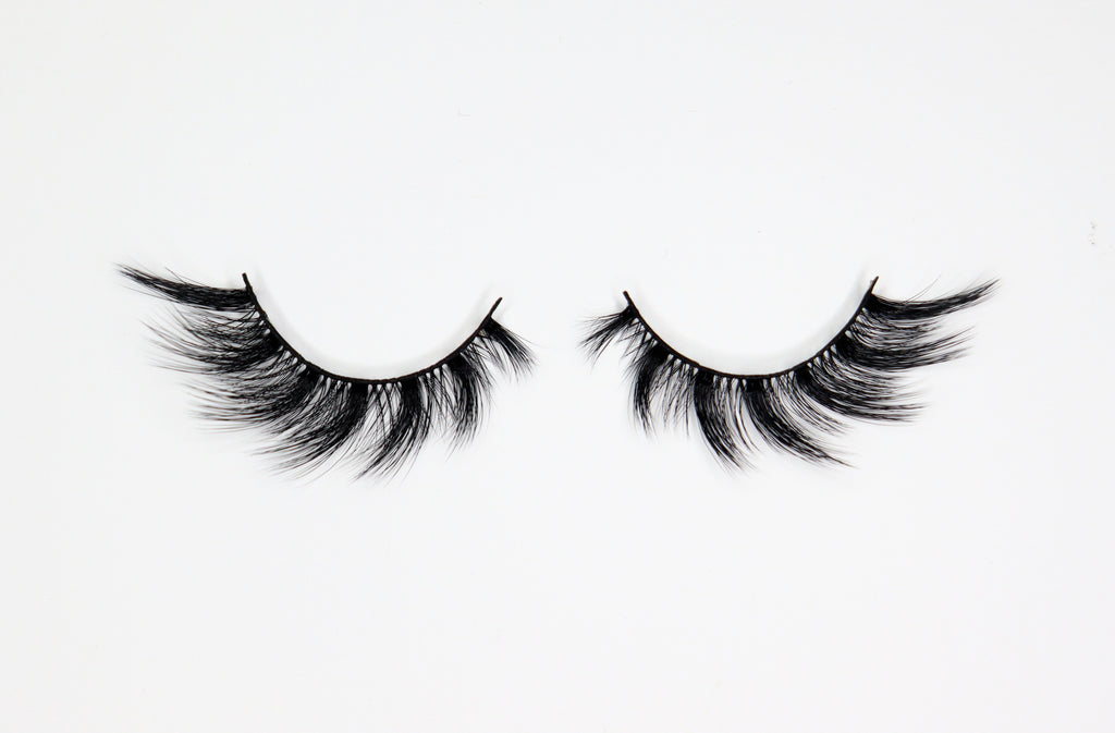 Mira Lashes